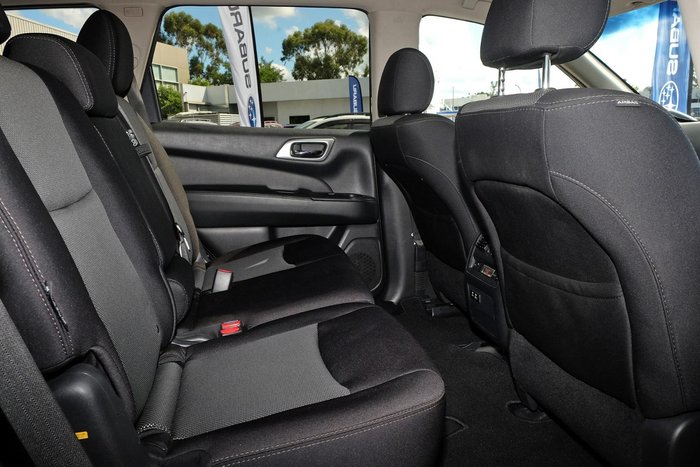 2019 Nissan Pathfinder ST