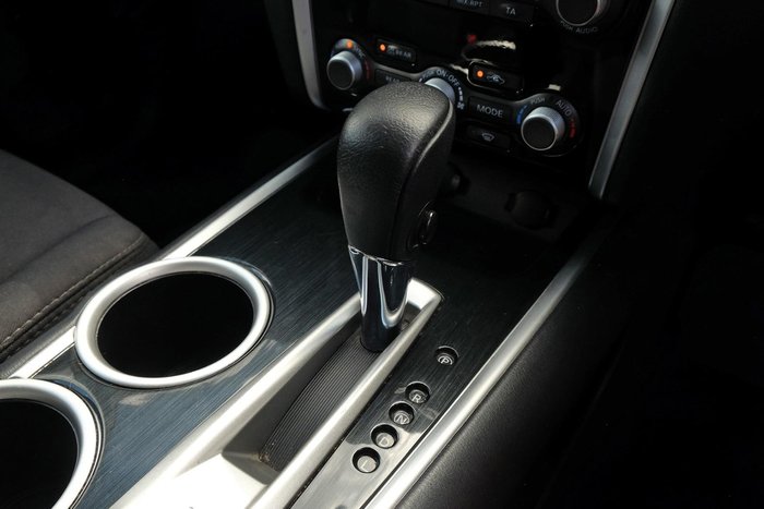 2019 Nissan Pathfinder ST