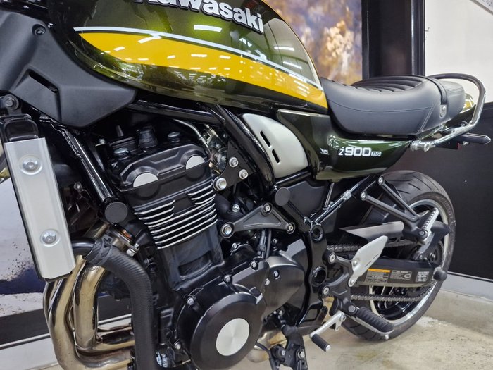 2020 Kawasaki Z900RS (ZR900C) GREEN