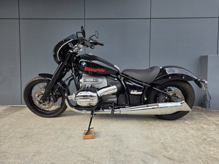 2021 BMW Motorrad R 18 BLACK