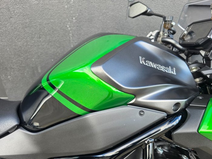 2025 Kawasaki Z H2 (ZR1000K) GREEN