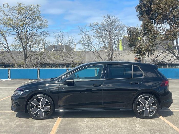 2025 Volkswagen Golf 110TSI R-Line