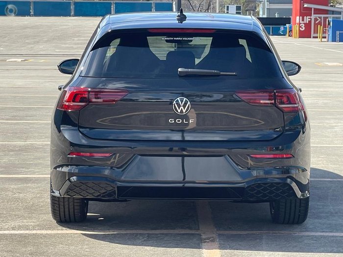 2025 Volkswagen Golf 110TSI R-Line