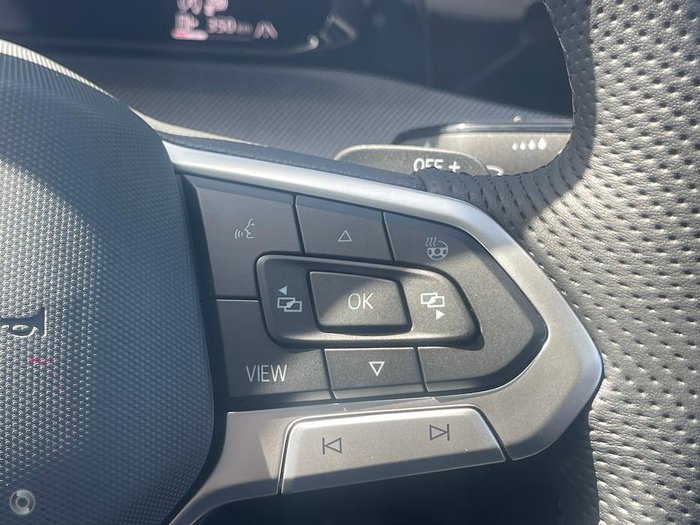 2025 Volkswagen Golf 110TSI R-Line