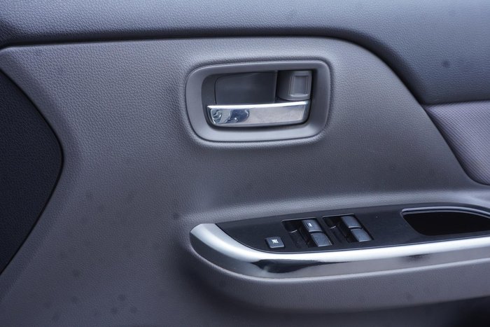 2015 Mitsubishi Triton GLS