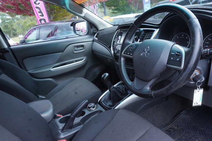 2015 Mitsubishi Triton GLS