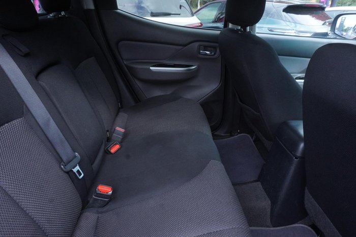 2015 Mitsubishi Triton GLS