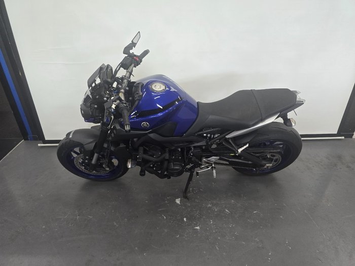 2017 Yamaha MT-09A Blue