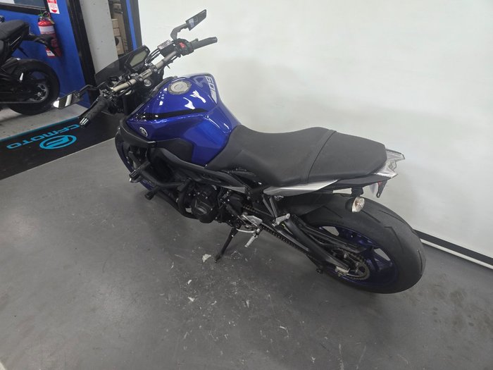 2017 Yamaha MT-09A Blue