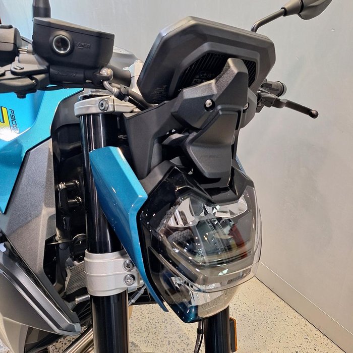 2025 BMW F 900 R