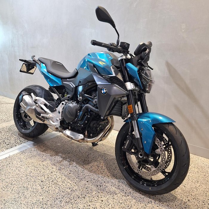 2025 BMW F 900 R