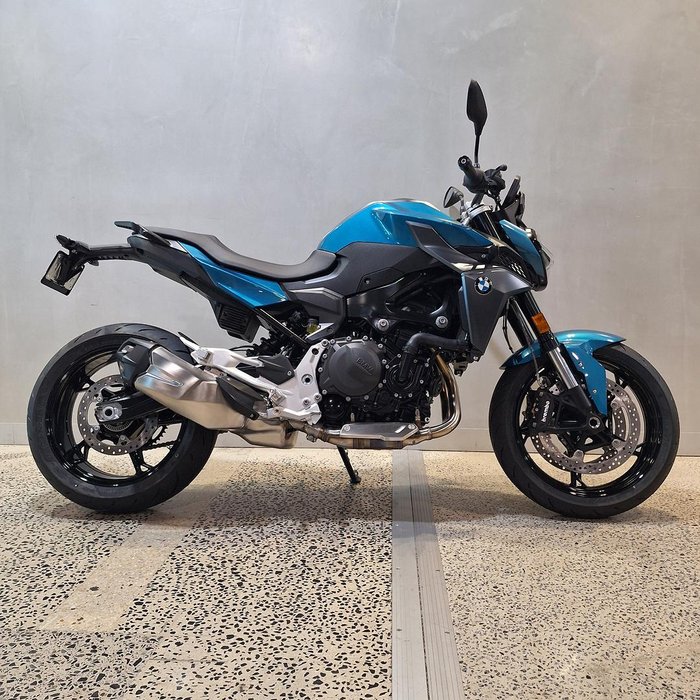 2025 BMW
