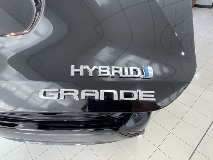 2022 Toyota Kluger Grande
