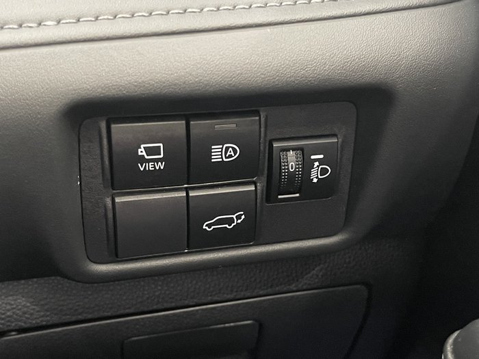 2022 Toyota Kluger Grande