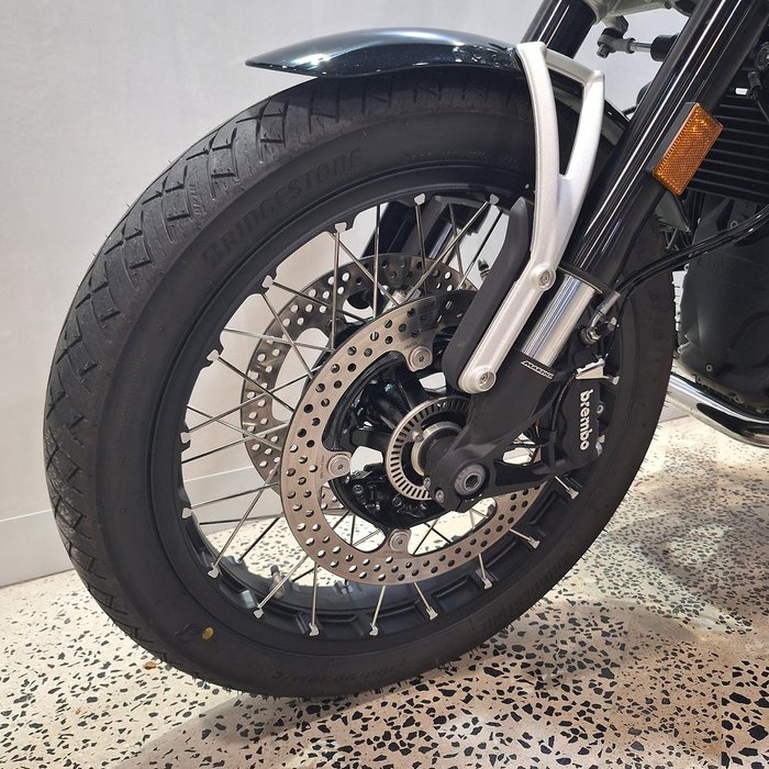 2025 BMW R 12 HL
