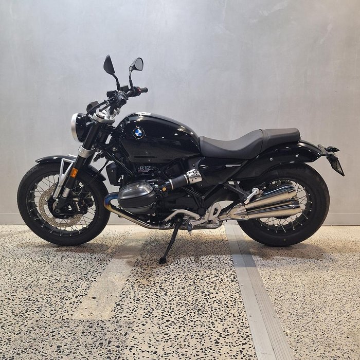 2025 BMW R 12 HL