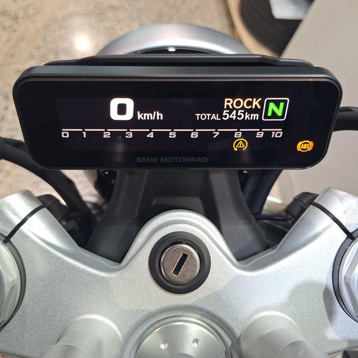 2025 BMW R 12 HL