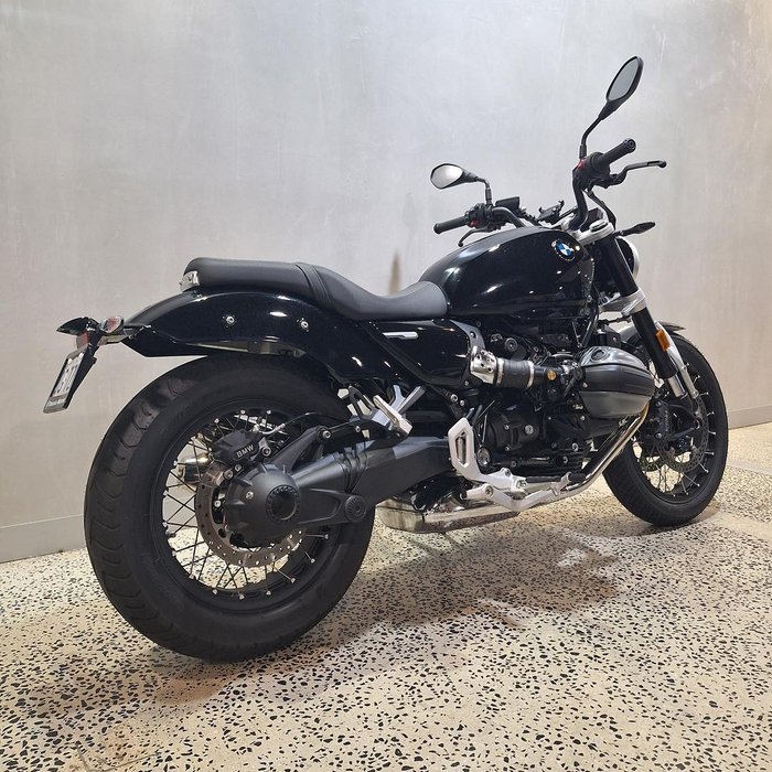 2025 BMW