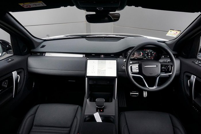 2026 Land Rover Discovery Sport P250 Landmark