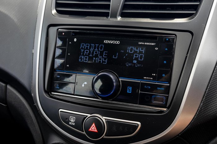 2015 Hyundai Accent Active