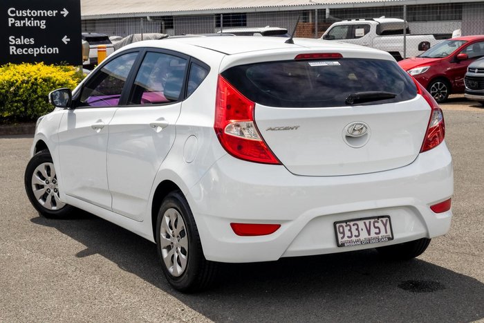 2015 Hyundai Accent Active
