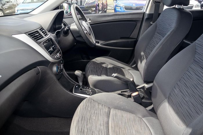 2015 Hyundai Accent Active