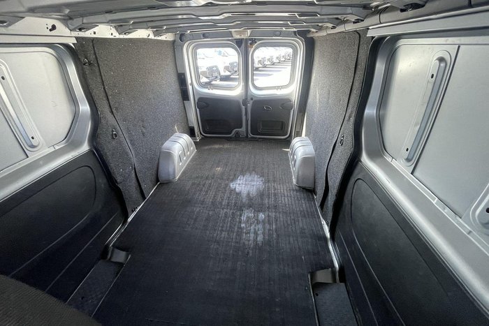 2020 Mitsubishi Express GLX