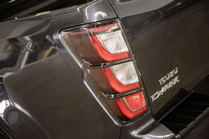 2025 Isuzu D-MAX LS-U+