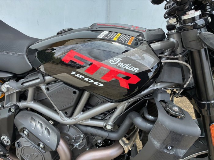 2022 Indian FTR SPORT ONYX BLACK