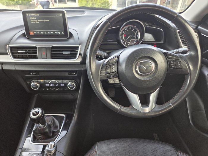 2014 Mazda 3 SP25 GT