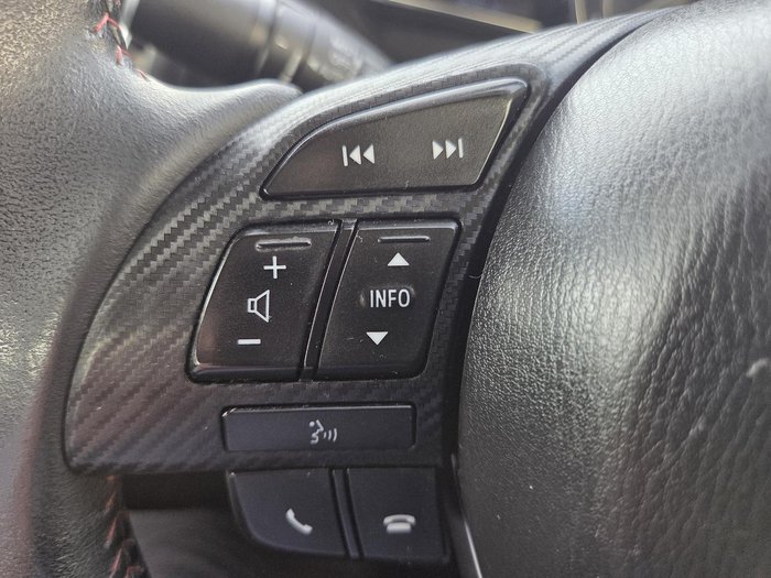 2014 Mazda 3 SP25 GT