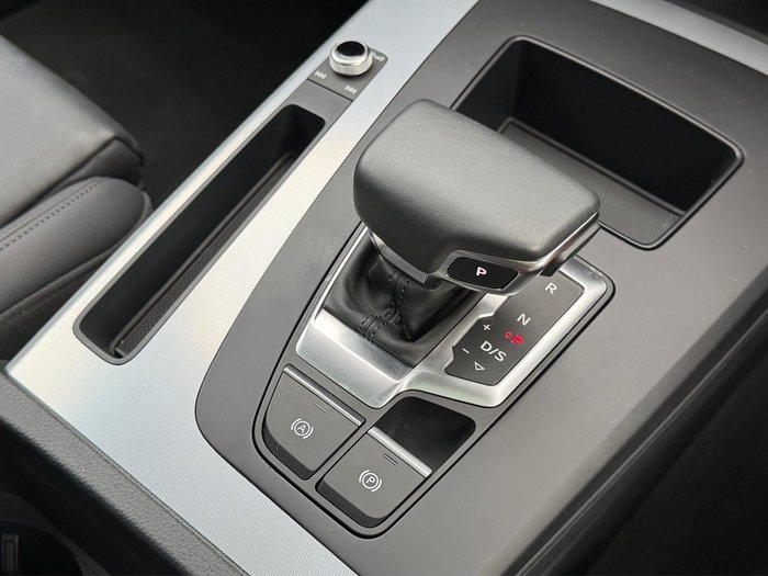 2025 Audi Q5 40 TDI Sport FY MY25 4X4 On Demand Arkona white