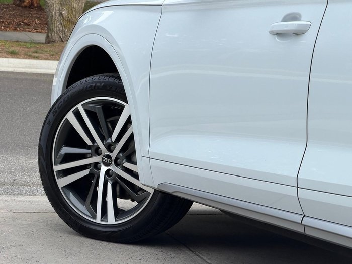 2025 Audi Q5 40 TDI Sport