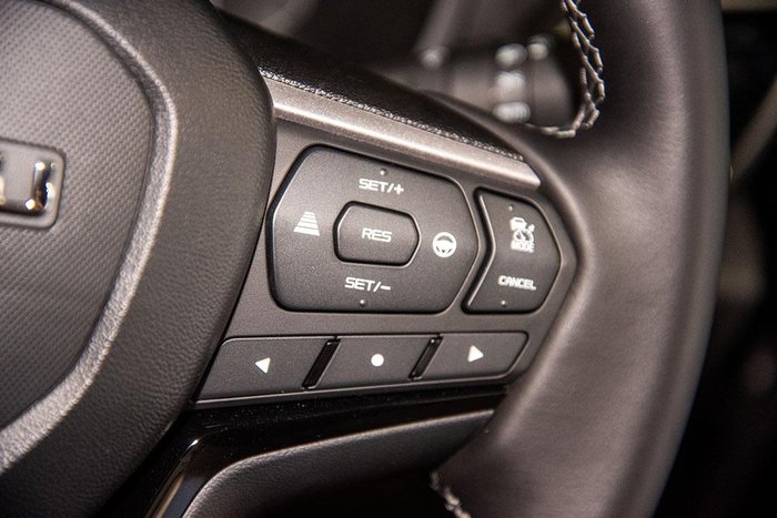 2025 Isuzu MU-X LS-T