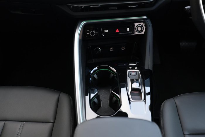 2025 Audi Q5 TFSI 150kW