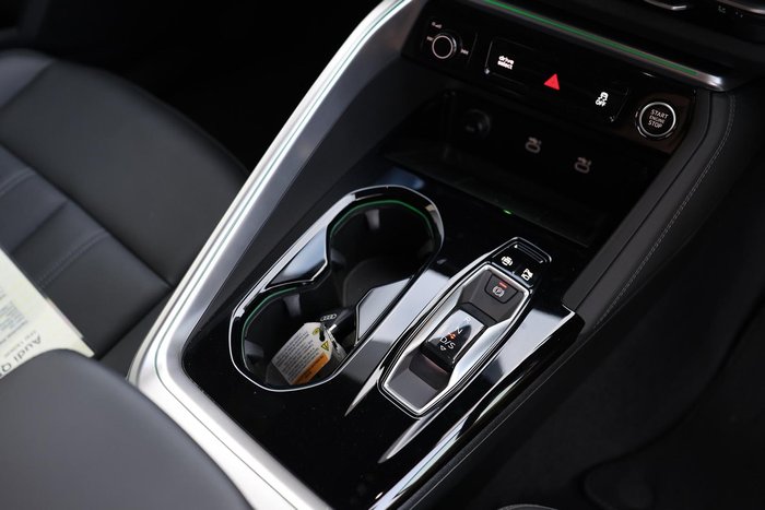 2025 Audi Q5 TFSI 150kW