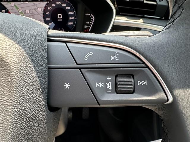 2025 Audi Q3 35 TFSI S line edition