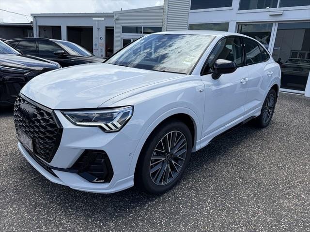 2025 Audi Q3 35 TFSI S line edition
