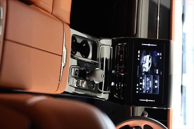 2025 GAC M8 PHEV Luxury