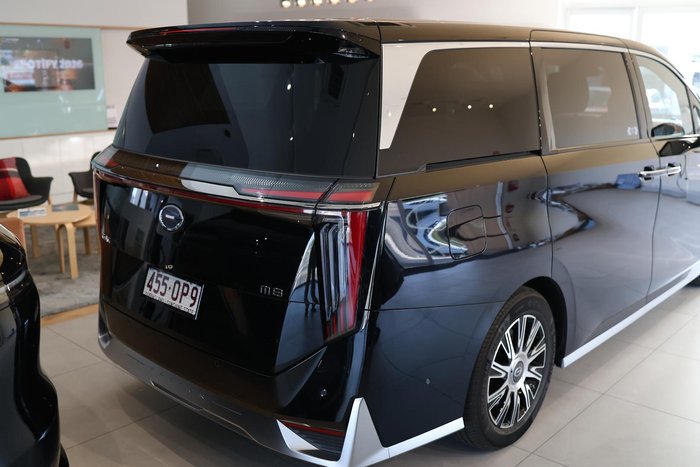2025 GAC M8 PHEV Luxury