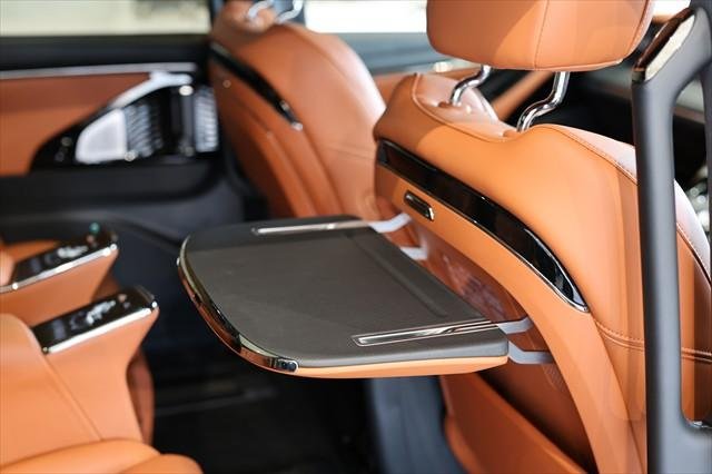 2025 GAC M8 PHEV Luxury