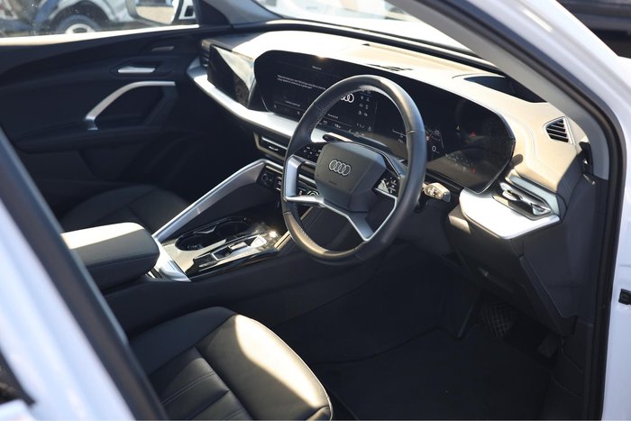 2025 Audi Q5 TFSI 150kW