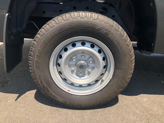 2022 Mitsubishi Triton GLX