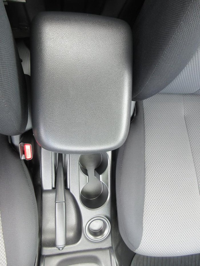 2023 Mitsubishi Triton GLX