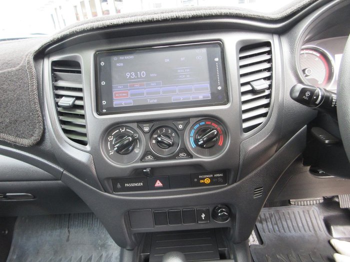 2023 Mitsubishi Triton GLX