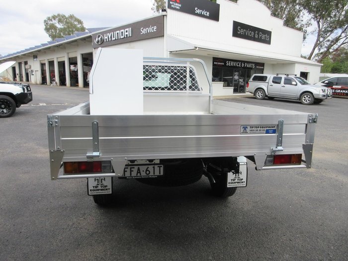 2023 Mitsubishi Triton GLX