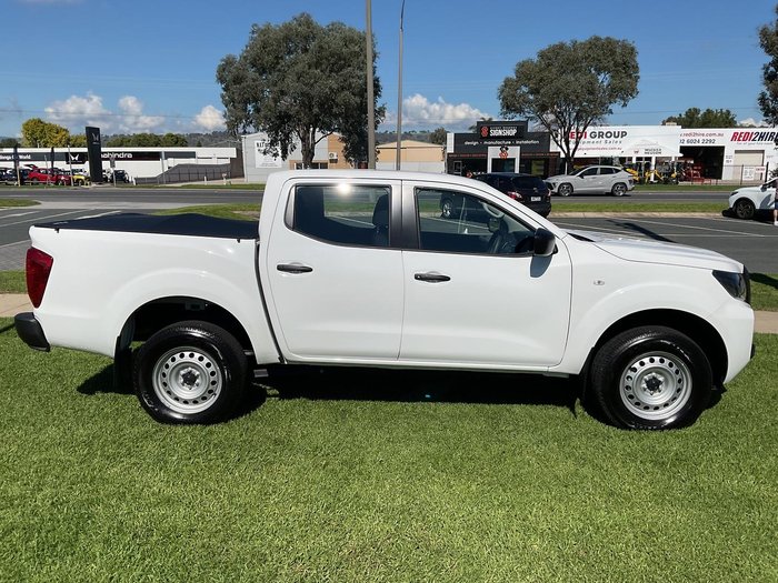 2024 Nissan Navara SL