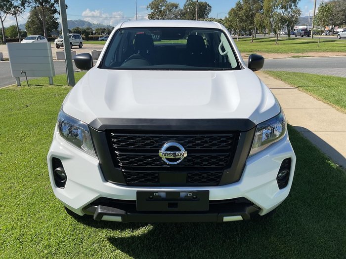 2024 Nissan Navara SL