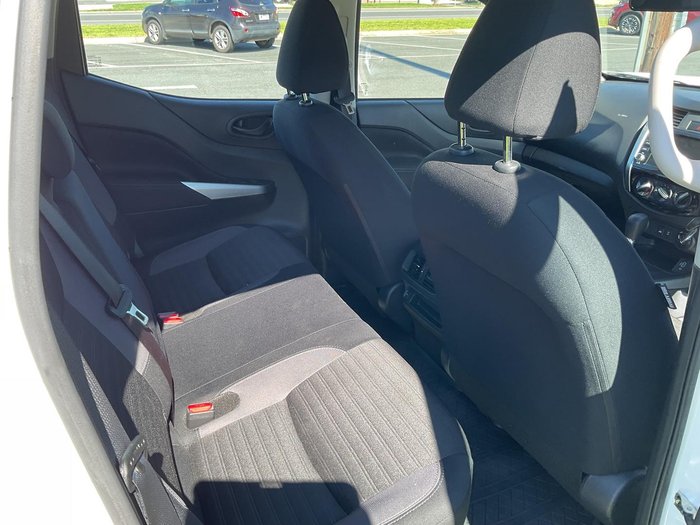 2024 Nissan Navara SL