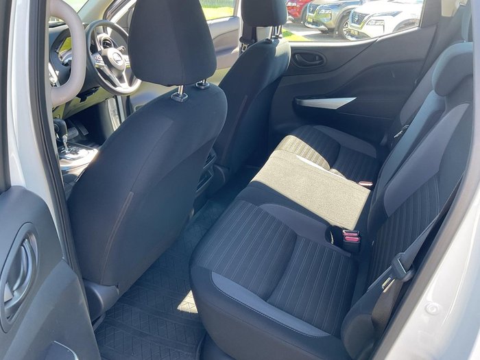 2024 Nissan Navara SL